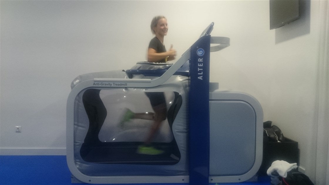 Anneke Jenkins triatleta profesional neozelandesa en iconica sports alter G(1)